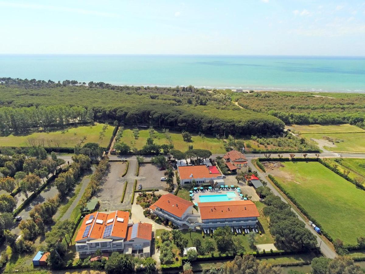 Apartments In Residence In Vada With Swimming Pool 450 Meters From The Sea Buitenkant foto