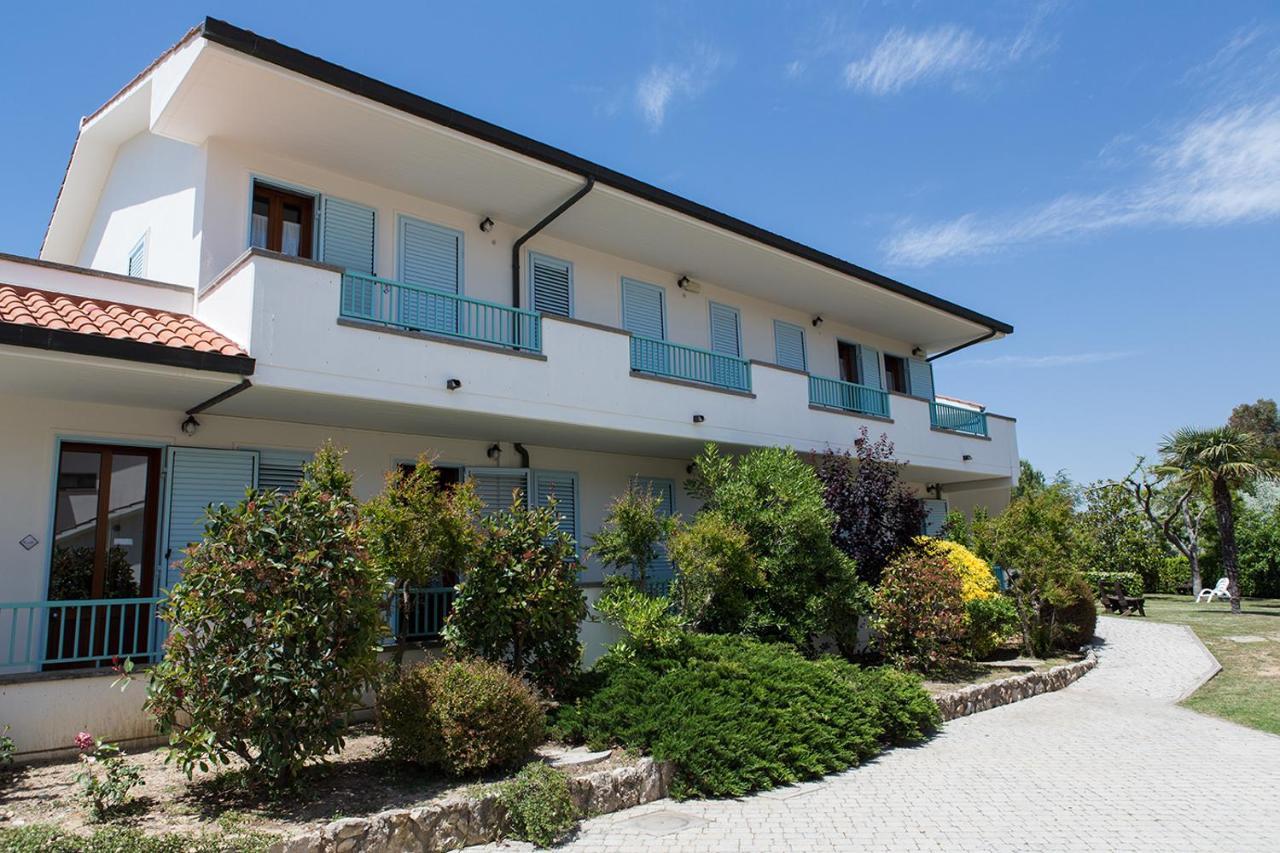 Apartments In Residence In Vada With Swimming Pool 450 Meters From The Sea Buitenkant foto