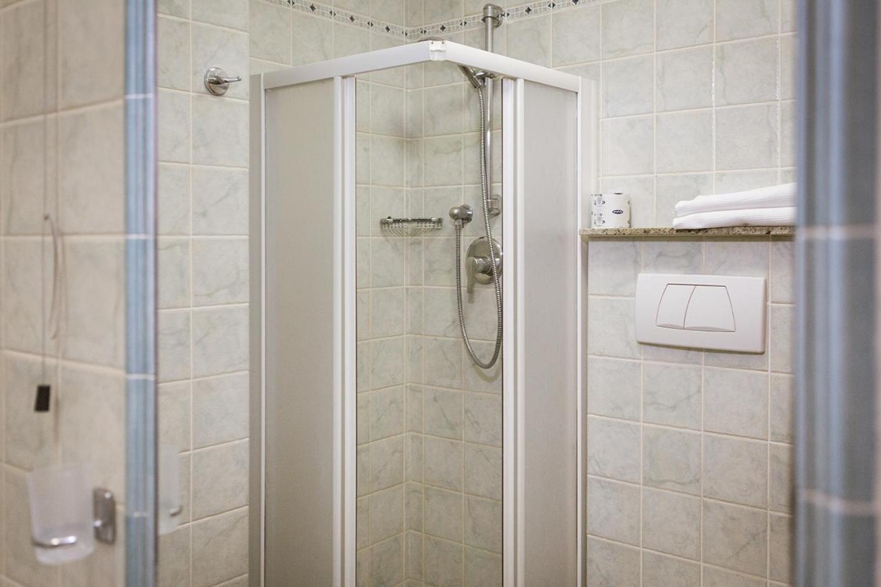 Apartments In Residence In Vada With Swimming Pool 450 Meters From The Sea Buitenkant foto